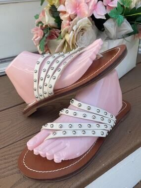TORY BURCH PATOS STUDS STRAPPY SANDAL SIZE 8.5 (900